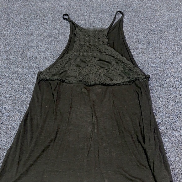 Racerfront Tank with Lace Detail - Picture 2 of 4